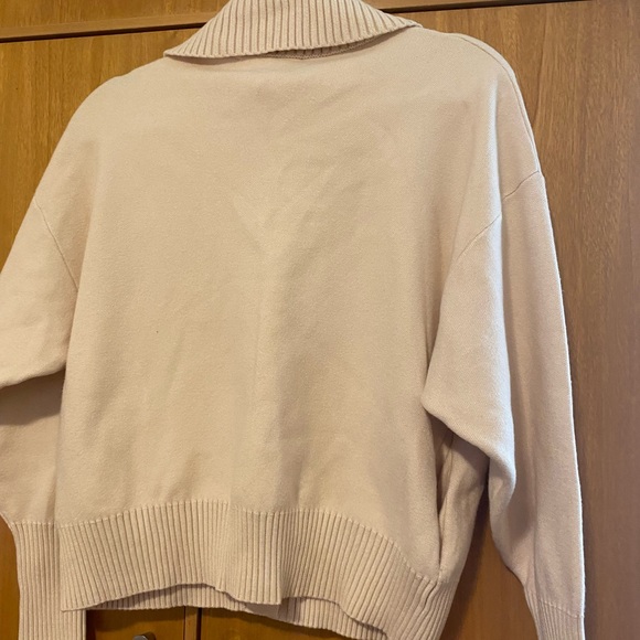 Zara knit jacket/ sweater with buttons - Picture 2 of 4